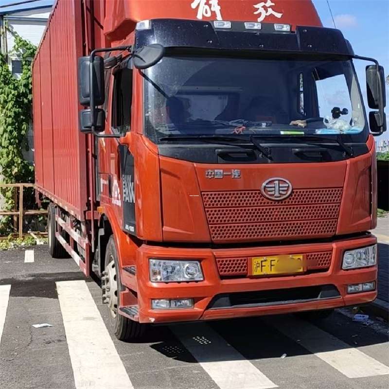 龙湾区罗平县进仓物流：专线直达的多元货运之旅